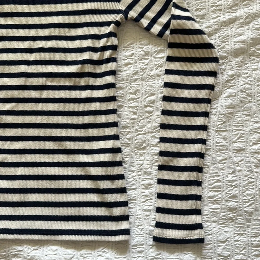 JCrew Ribbed Knit Top - Picture 3 of 4